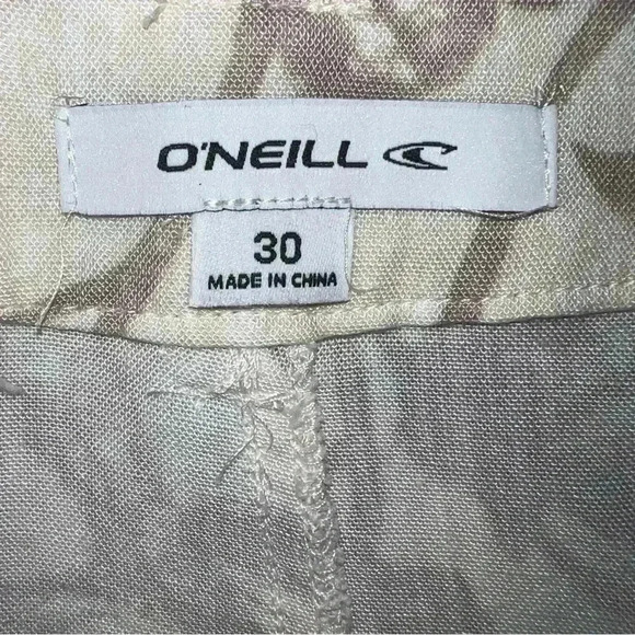 O’Neill button fly tan and white shorts size 30 - Picture 6 of 10